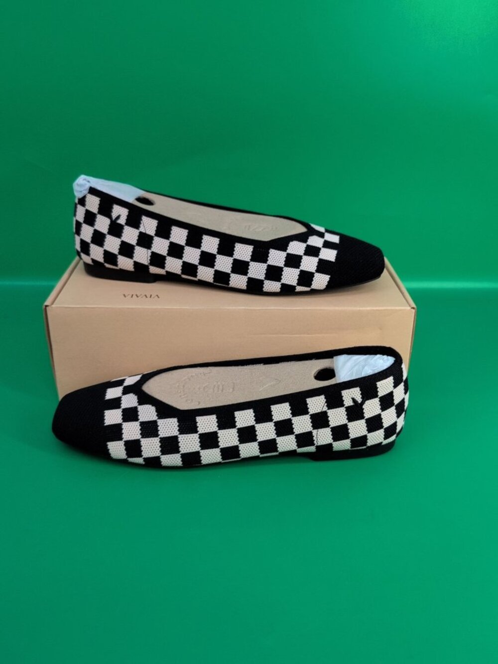 VIVAIA Margot 2.0 Square Toe V Cut Flats Women's Shoes EU 42 Checker